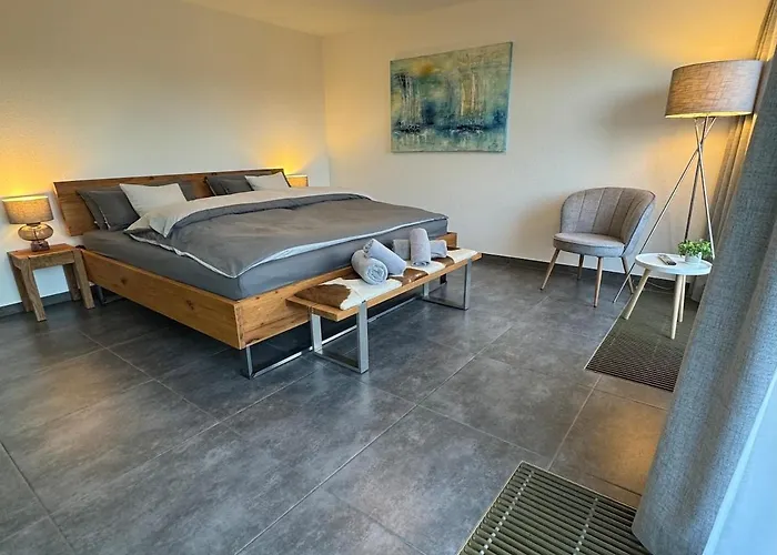 Am Hoehrenberg Apartment *